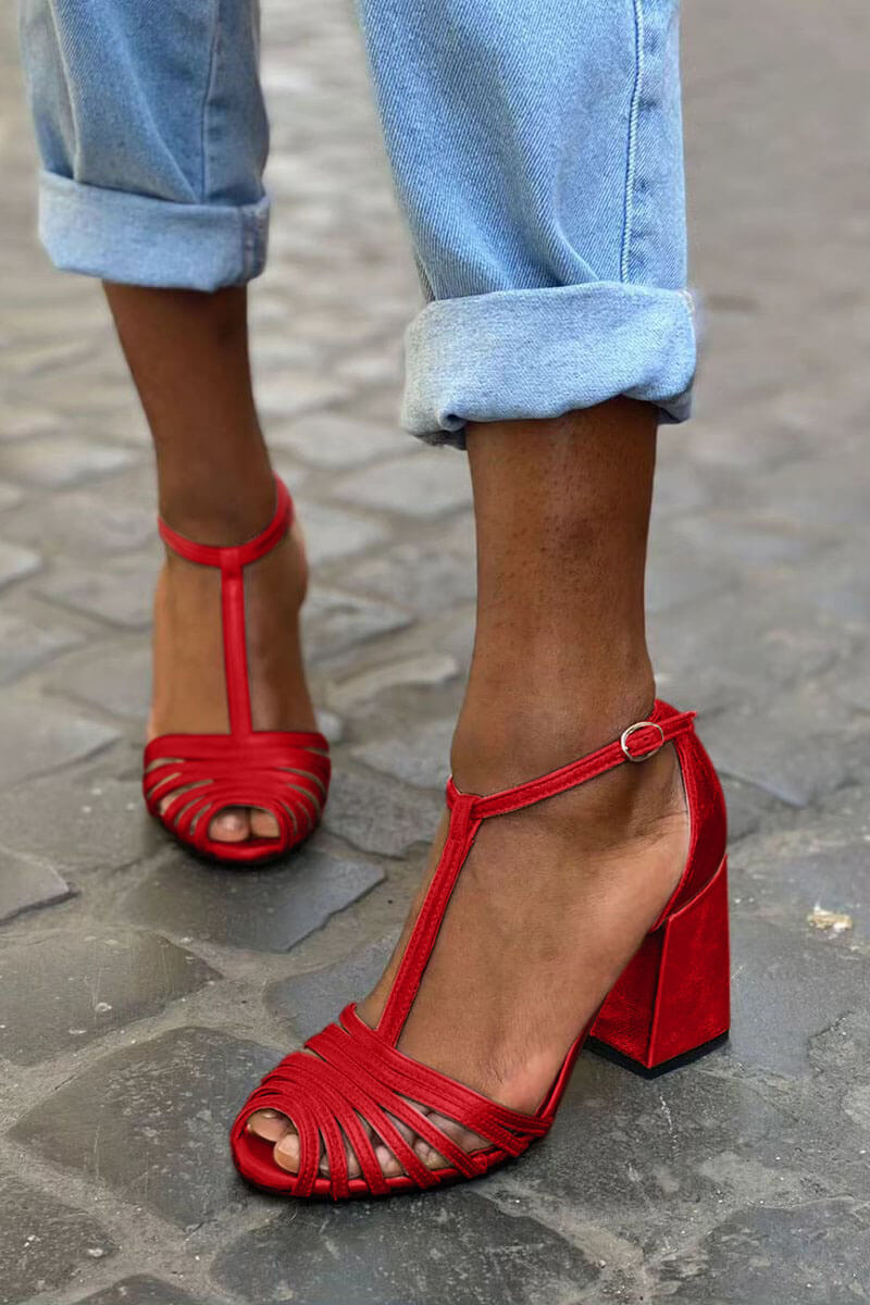 Emma – Elegant T-strap Sandals