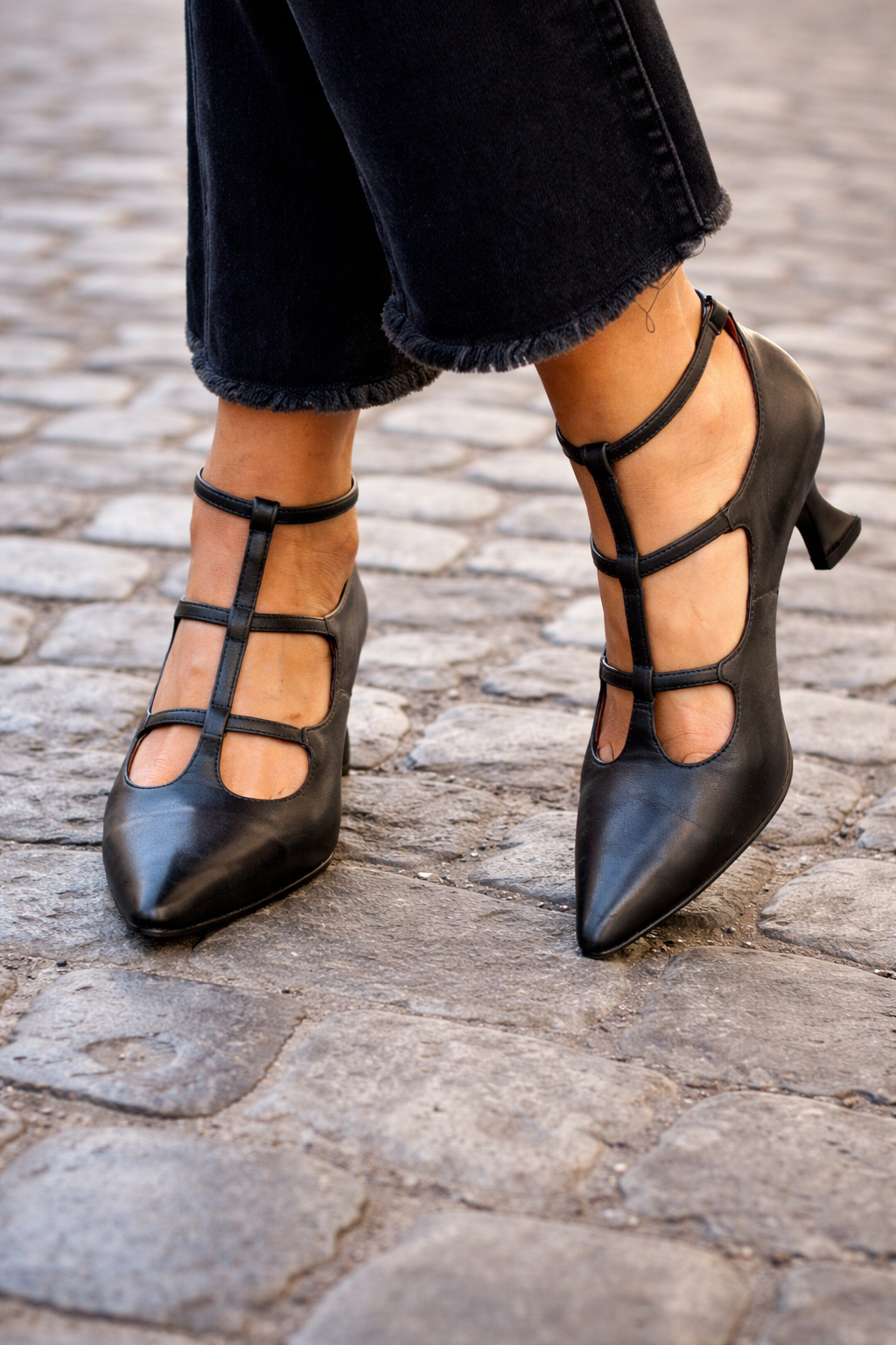 Roswitha – Elegant High Heeled Sandals