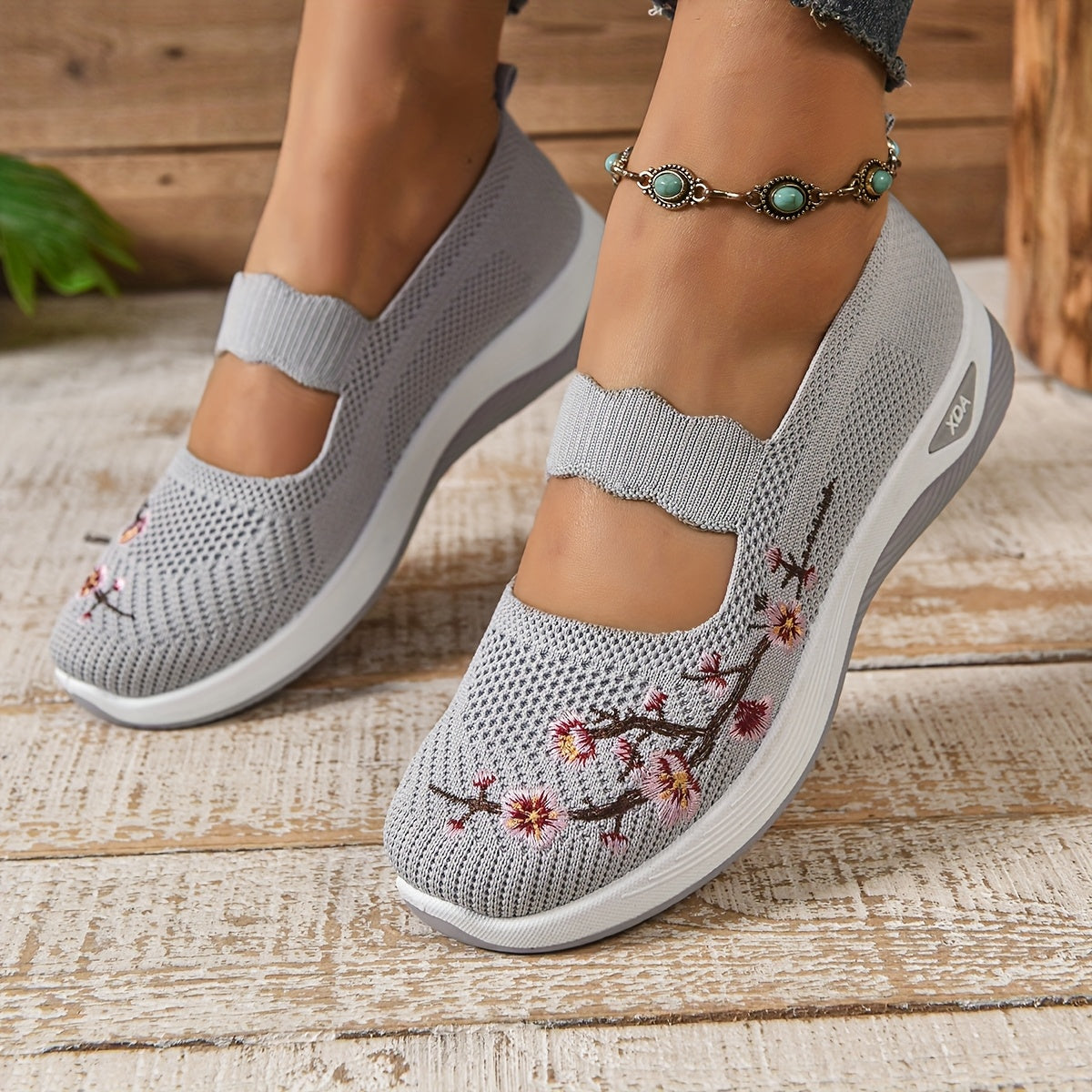Tizi | Comfortable Shoes