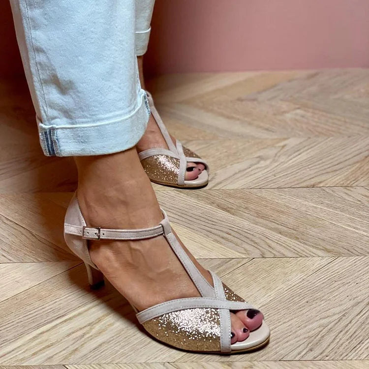 Anneliese – Shiny Low Heeled Sandals