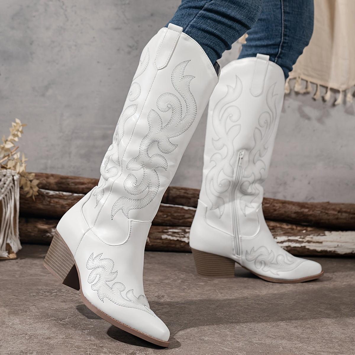 Sharina - Retro Cowboy Slip-On Boots
