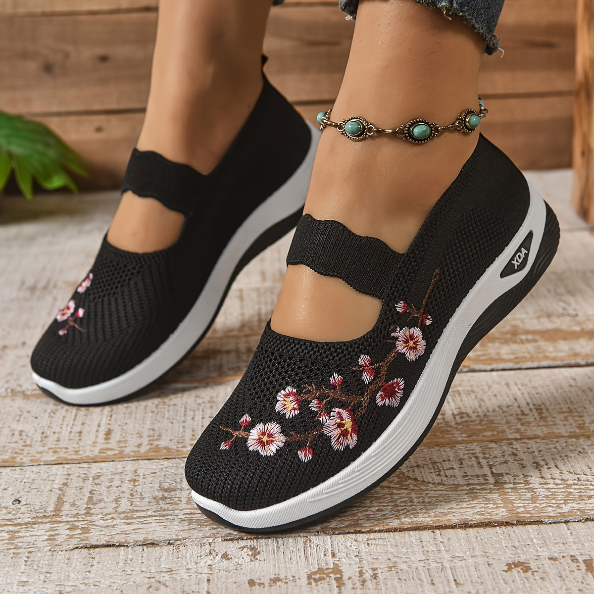 Tizi | Comfortable Shoes