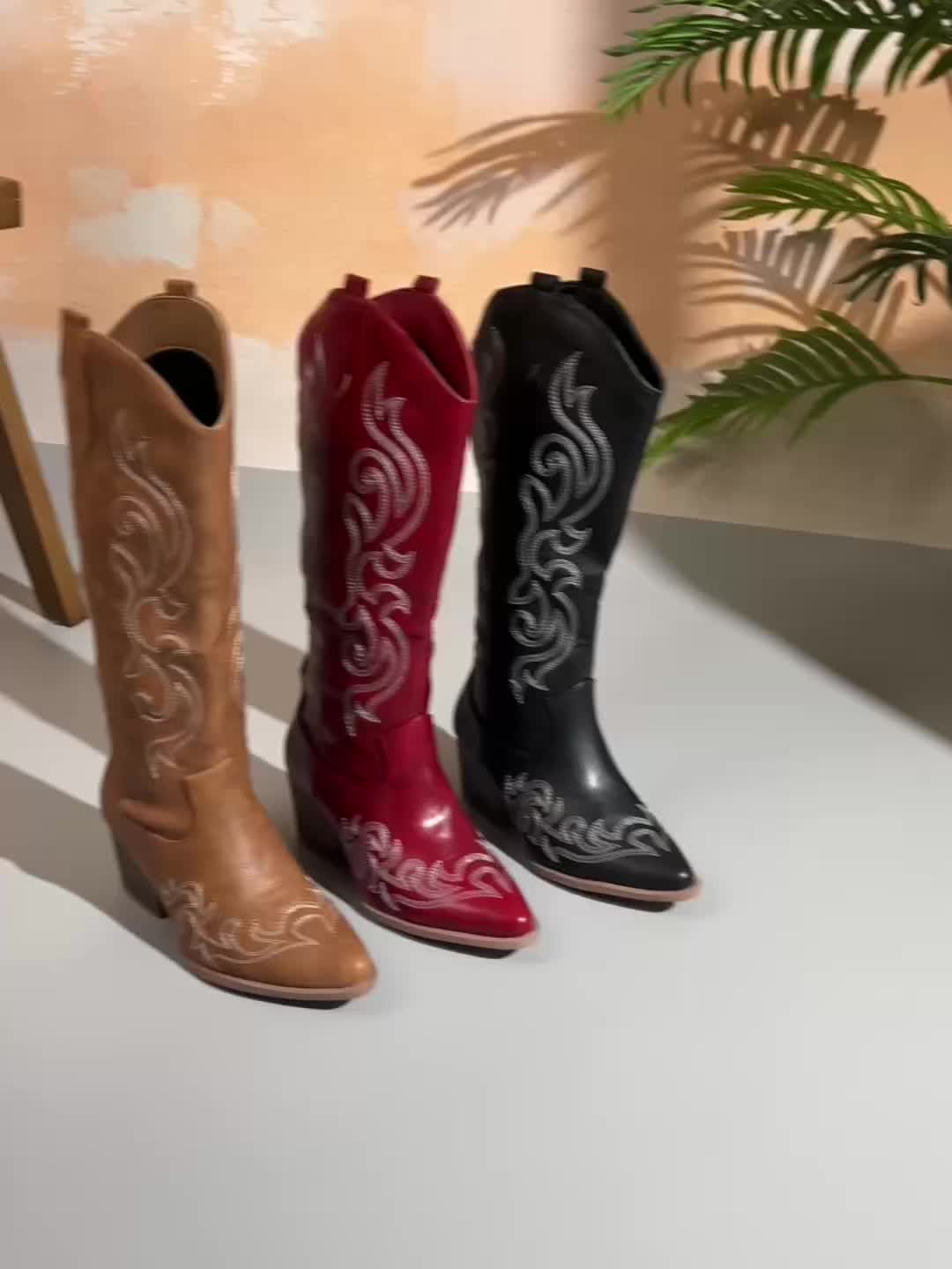 Sharina - Retro Cowboy Slip-On Boots