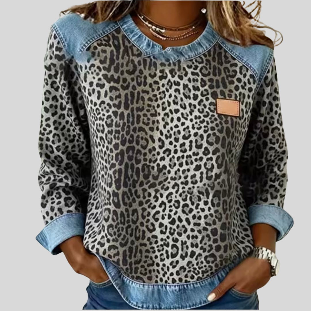 Hollyn | Leopard Sweater with Denim Collar
