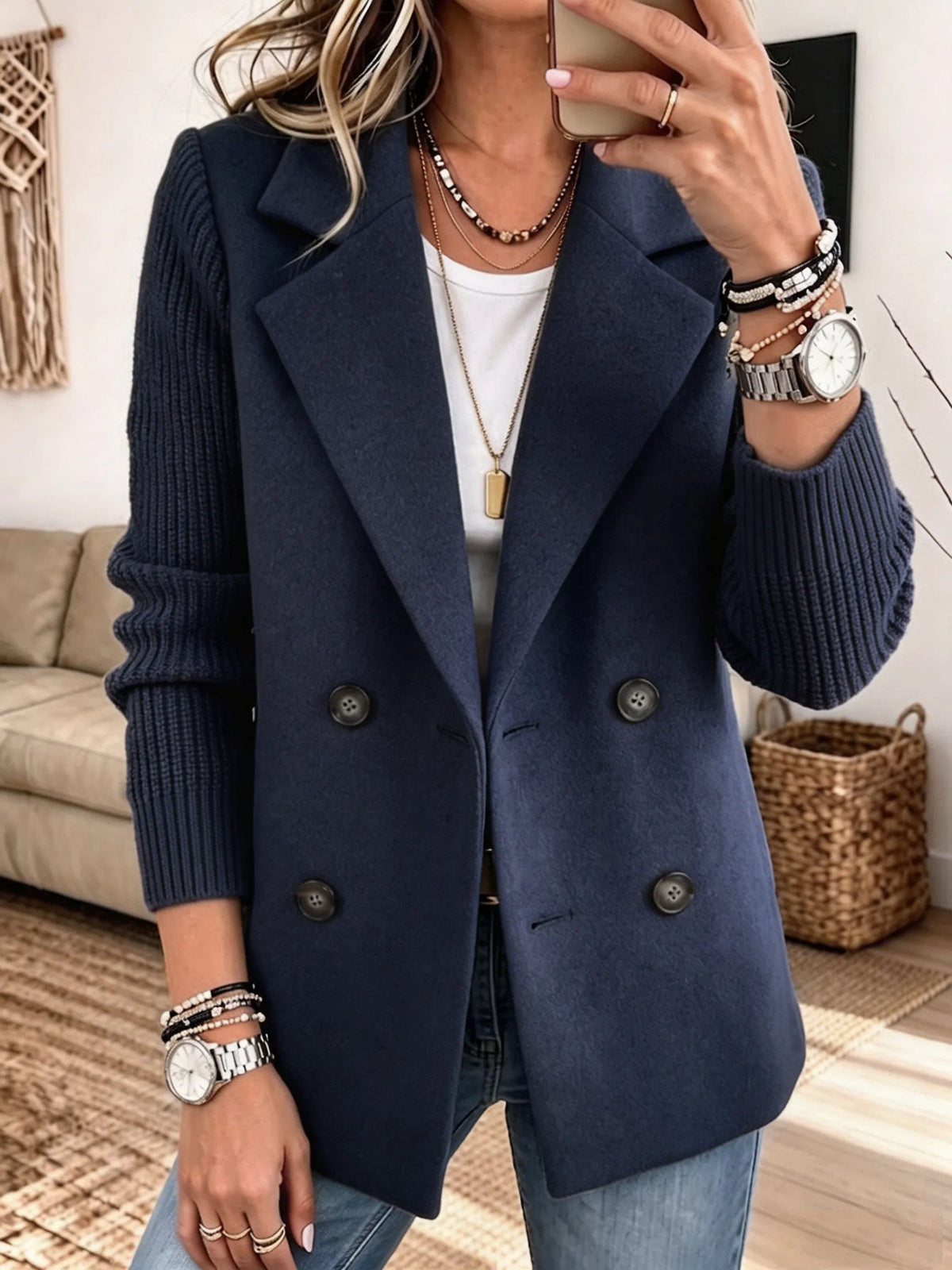 Adéla | Elegant Blazer with Knitted Sleeves