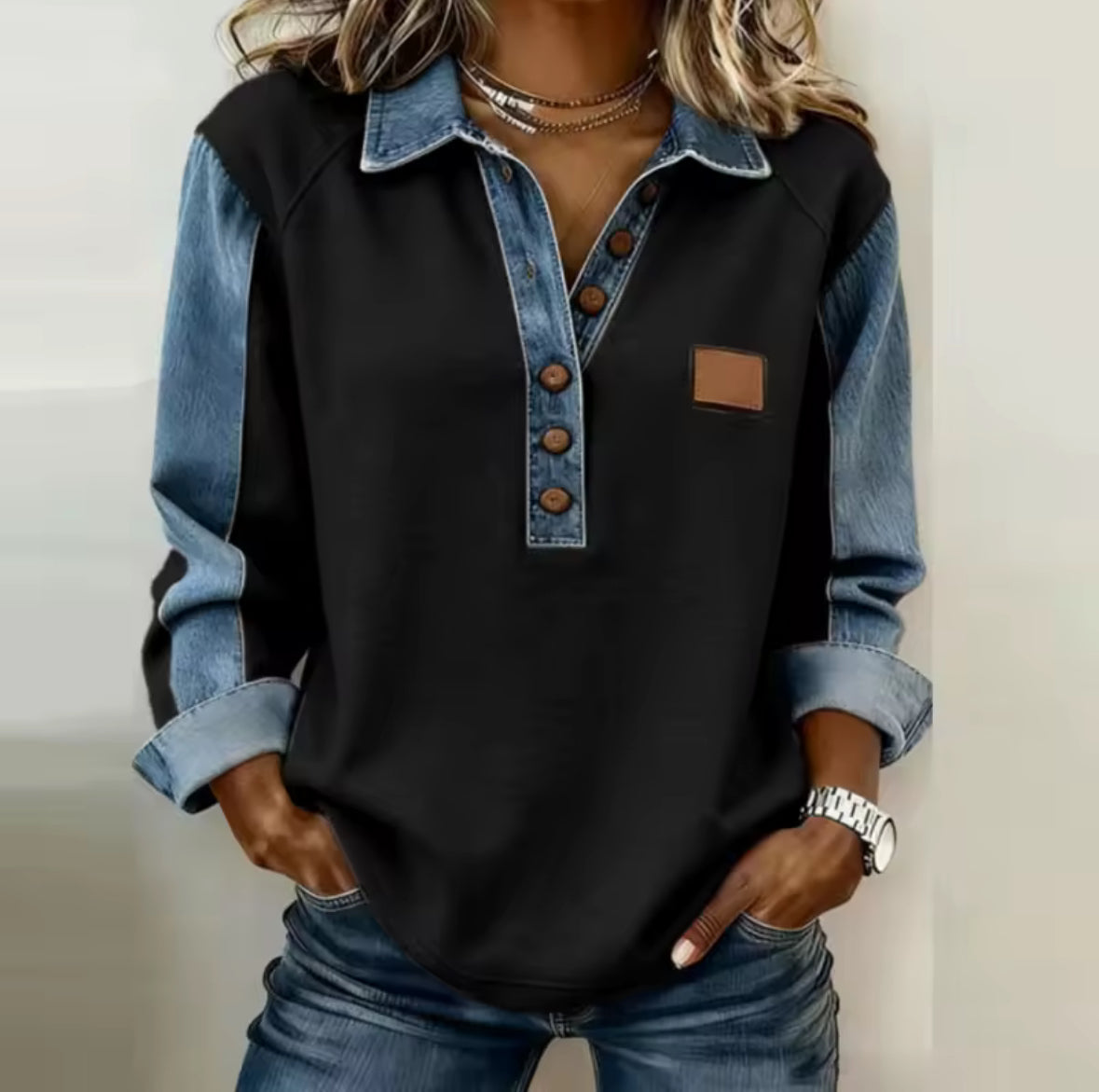 Voxanne | Sweater with Denim Collar