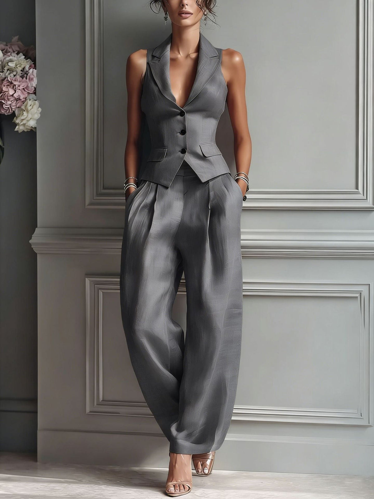 Réka | Two-Piece Women's Set with V-Neck and Button Details