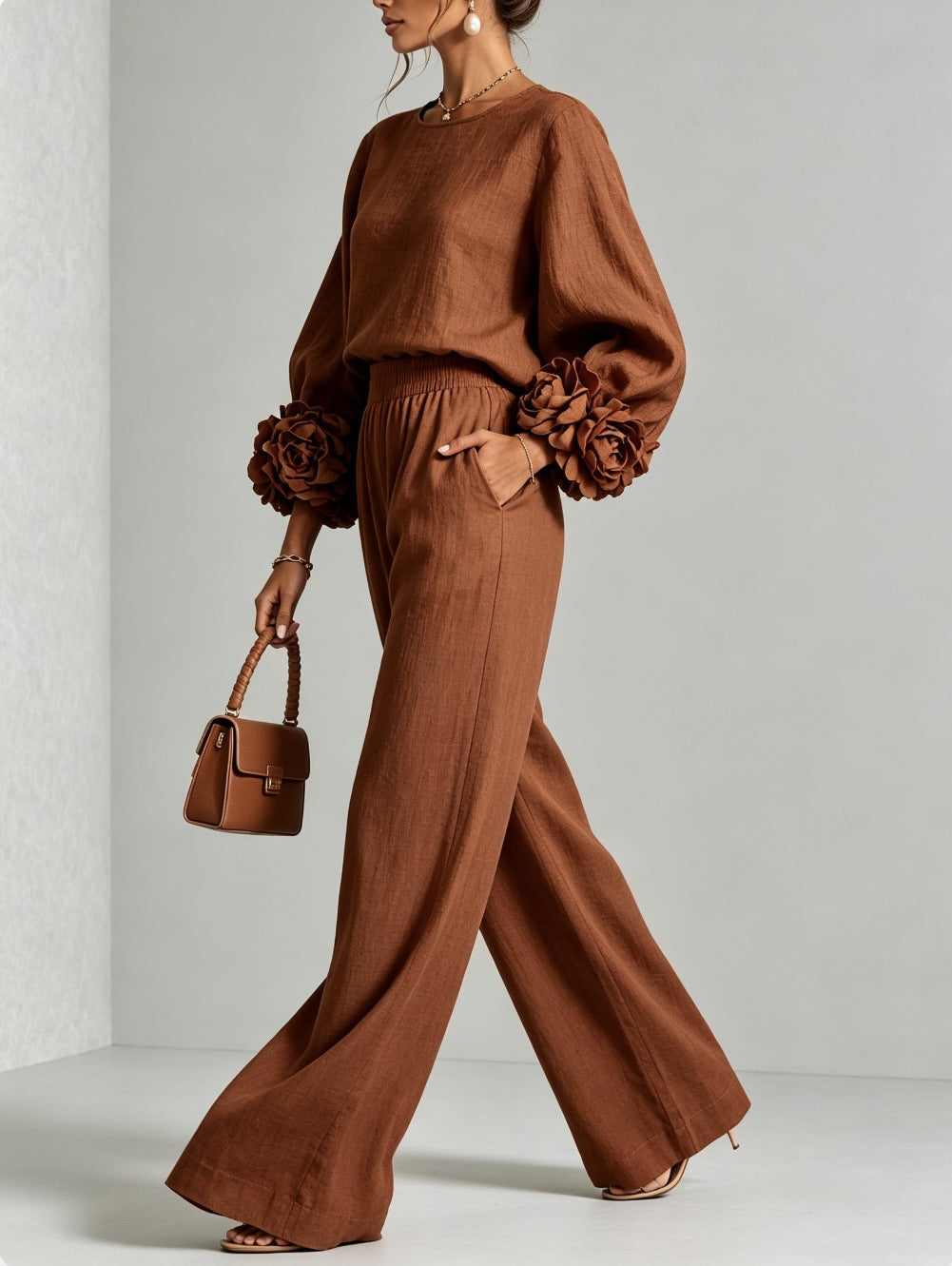 Tereza | Two-Piece Set with Floral Cuffs