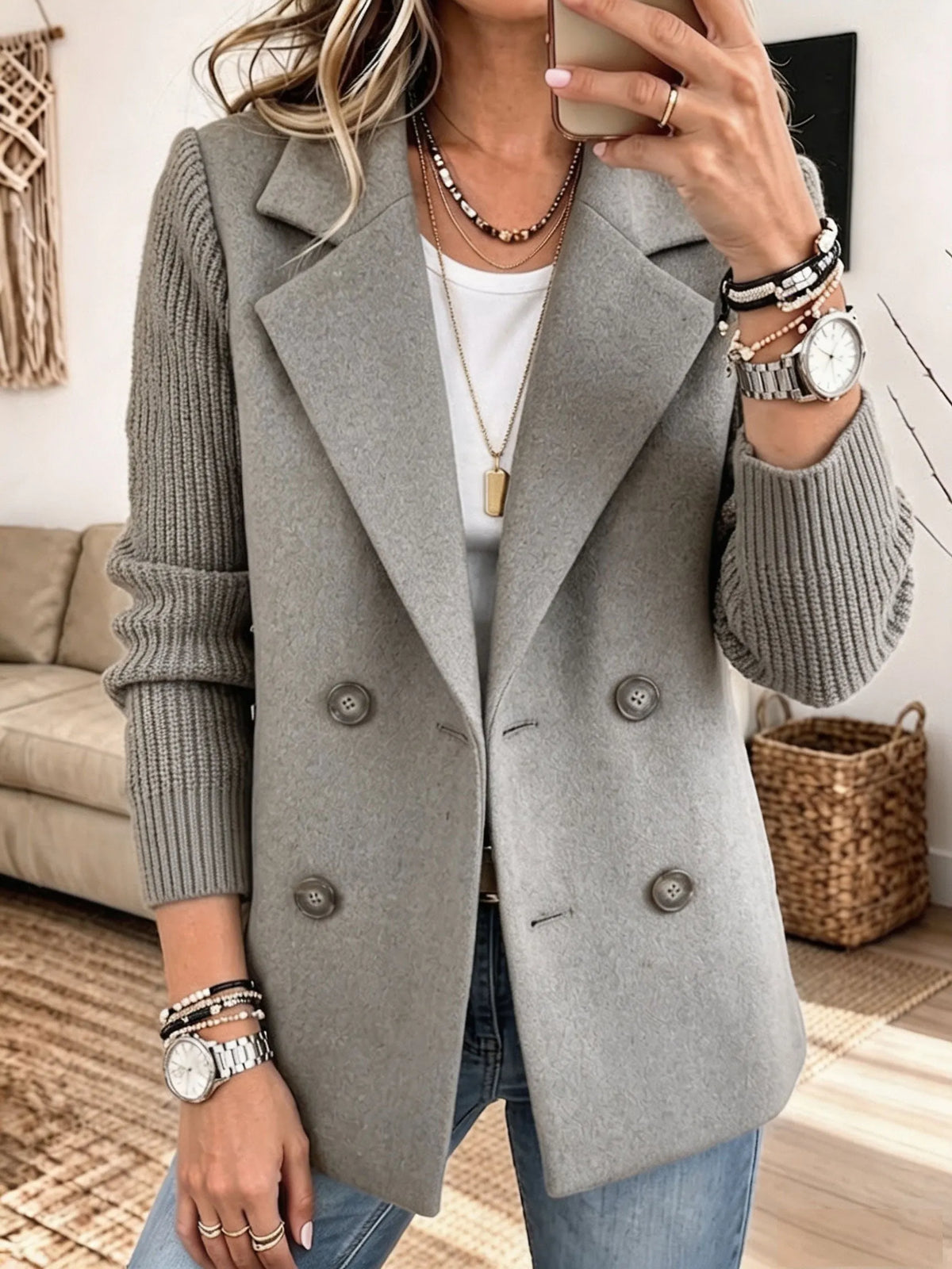Adéla | Elegant Blazer with Knitted Sleeves