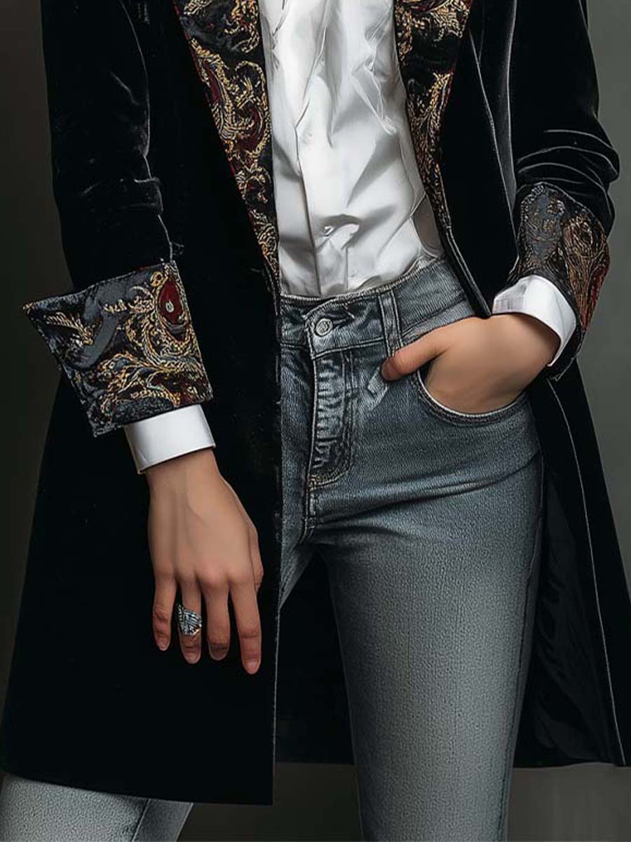 Women's Slim Fit Black Blazer with Revers and Baroque Print