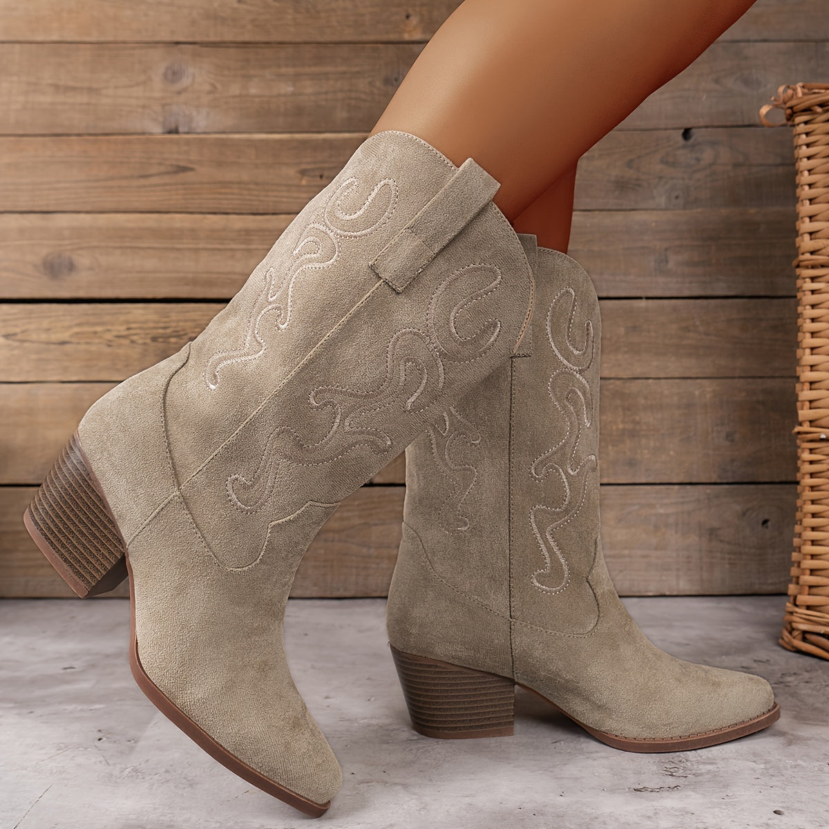Gorgiana - Medium Height Thick Boots