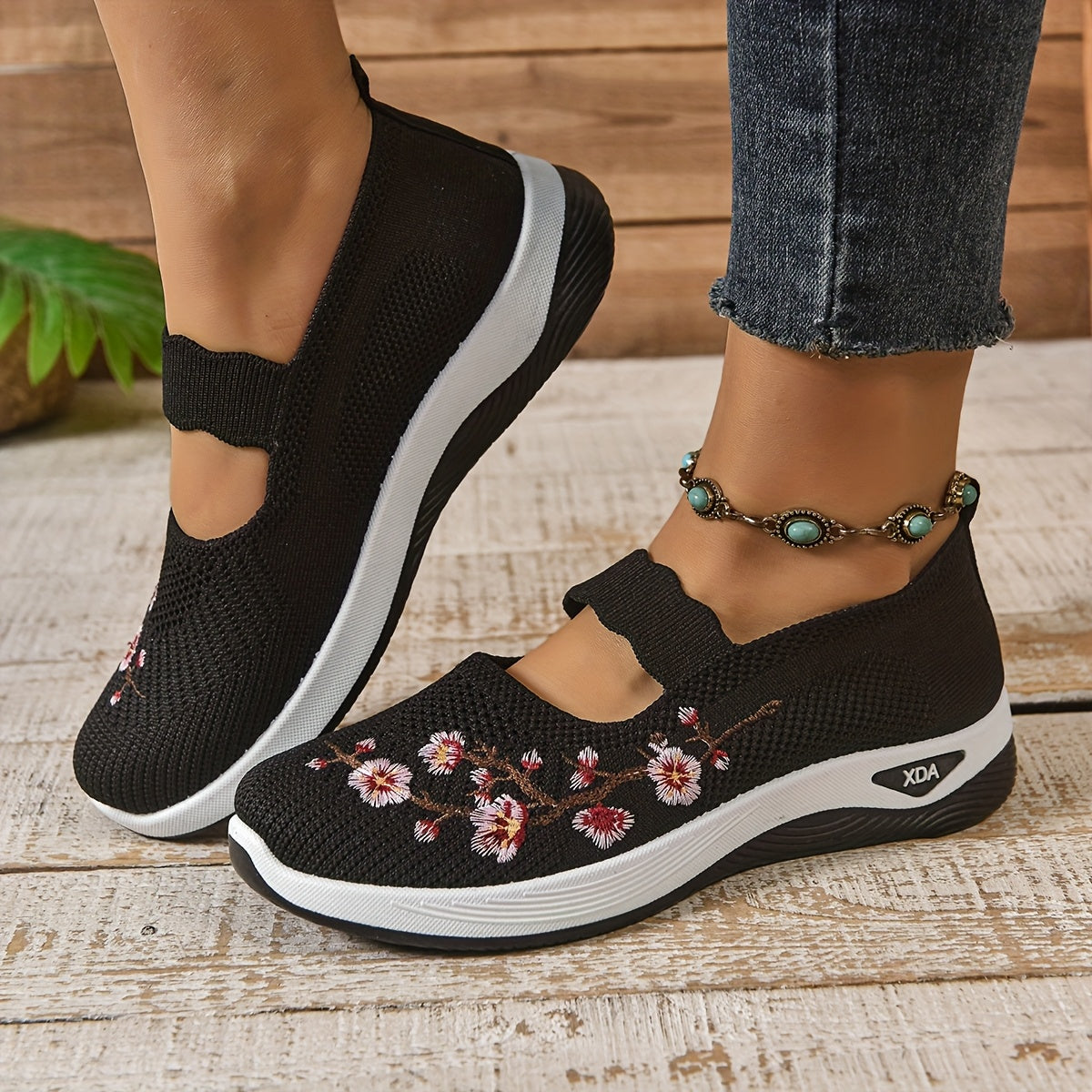 Tizi | Comfortable Shoes