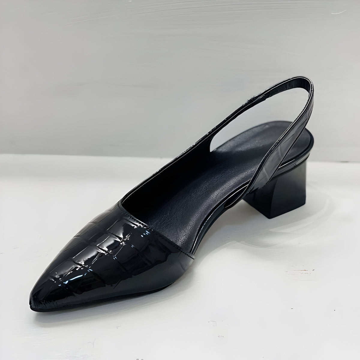 Mari Feli | Wide Toe Heels