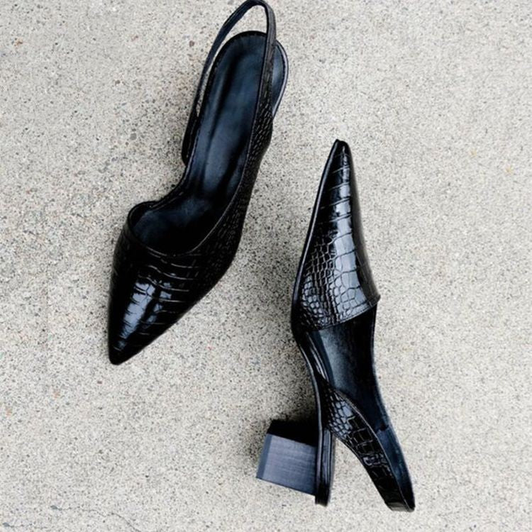 Mari Feli | Wide Toe Heels