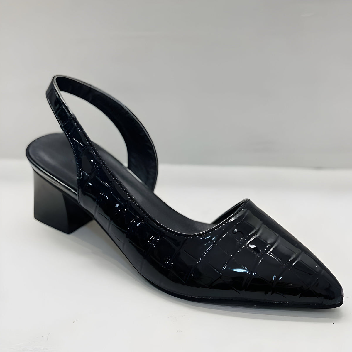 Mari Feli | Wide Toe Heels
