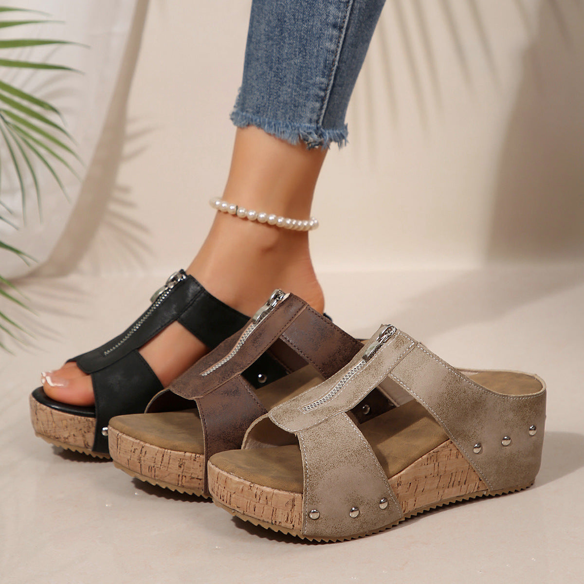 Sela | Comfortable Sandals with Design